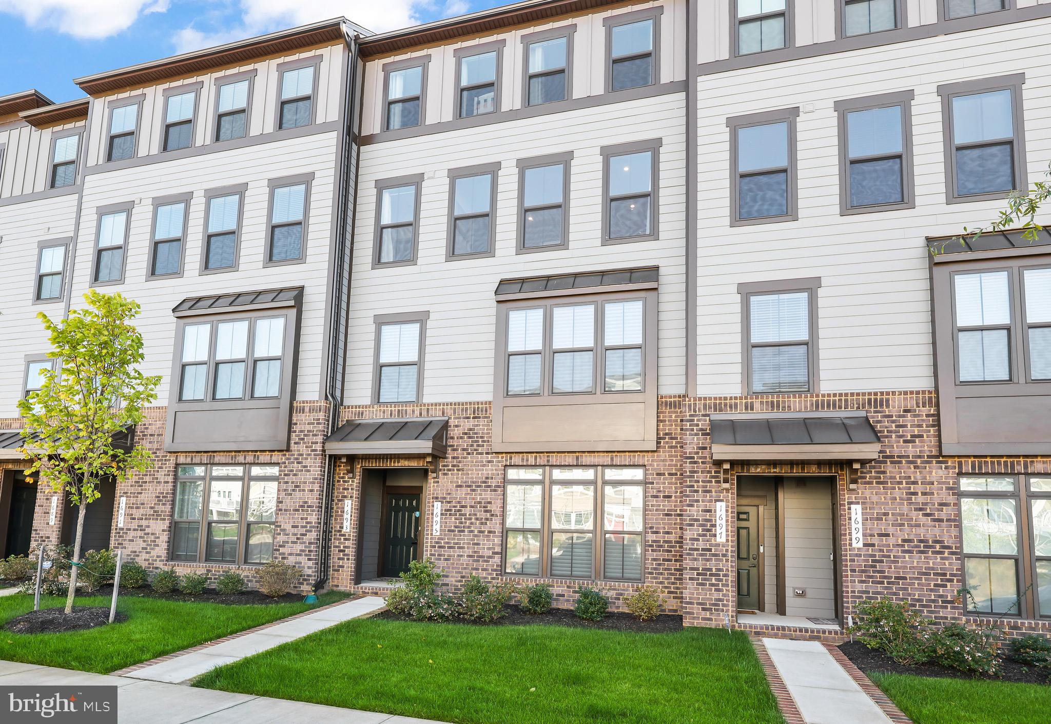 POTOMAC SHORES - Residential