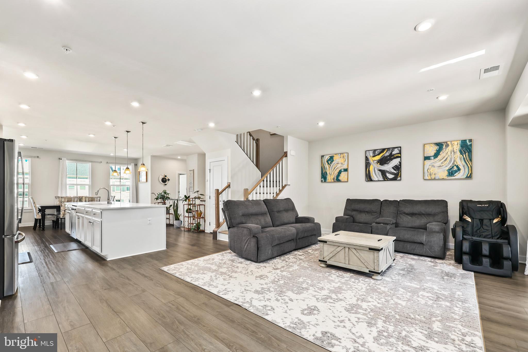 POTOMAC SHORES - Residential