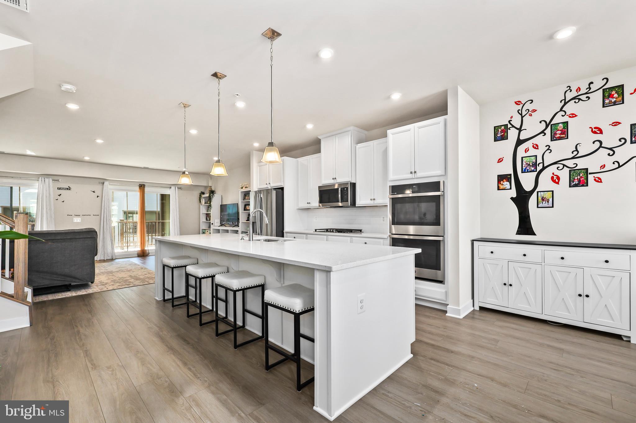 POTOMAC SHORES - Residential