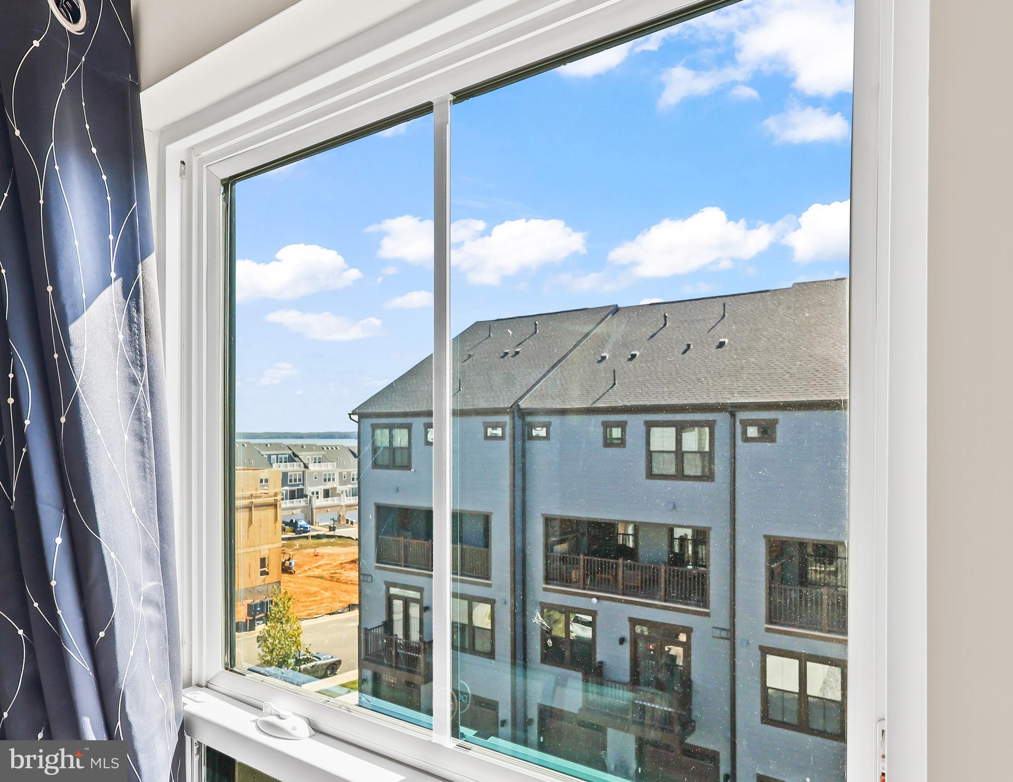 POTOMAC SHORES - Residential