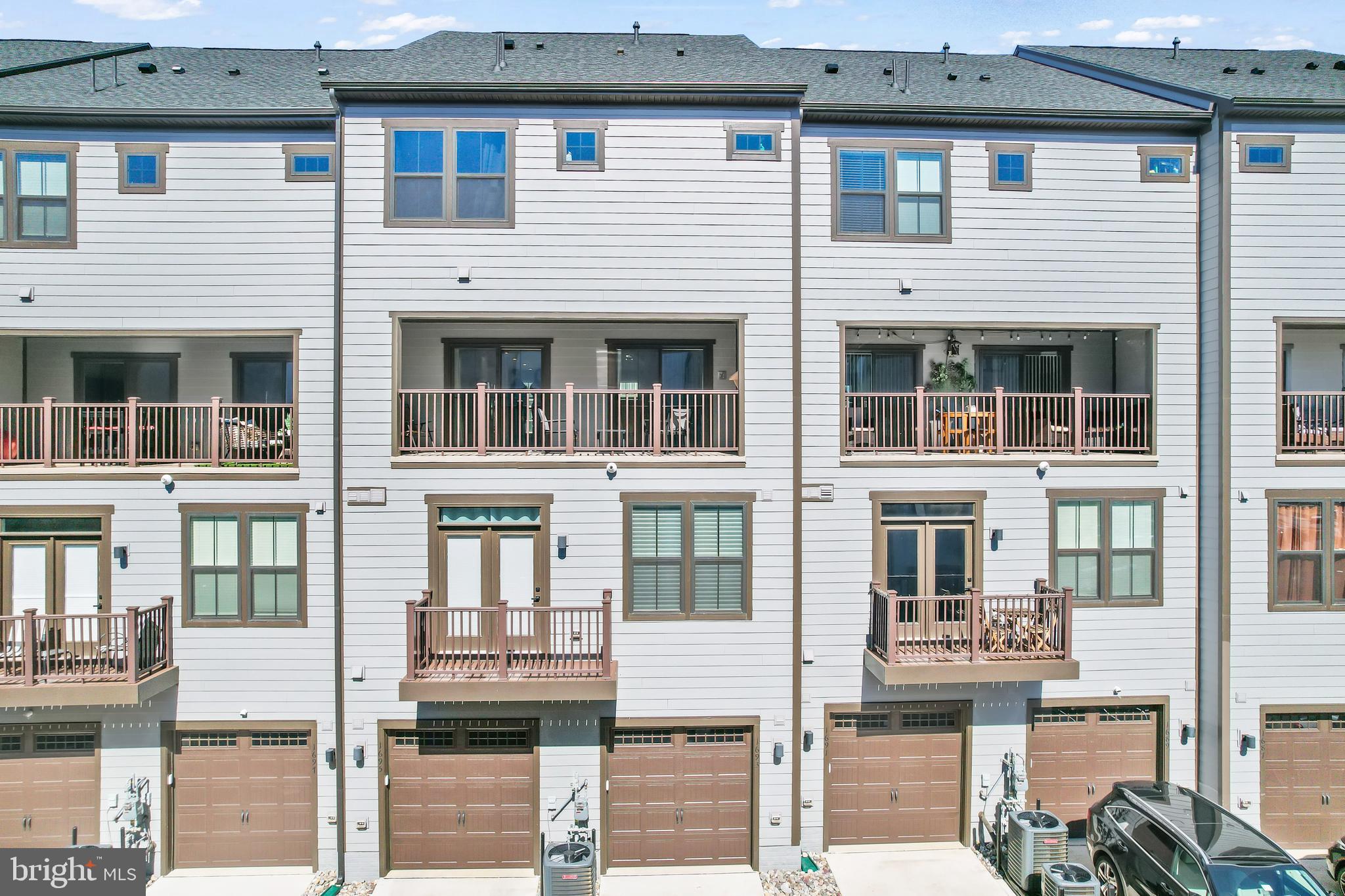 POTOMAC SHORES - Residential