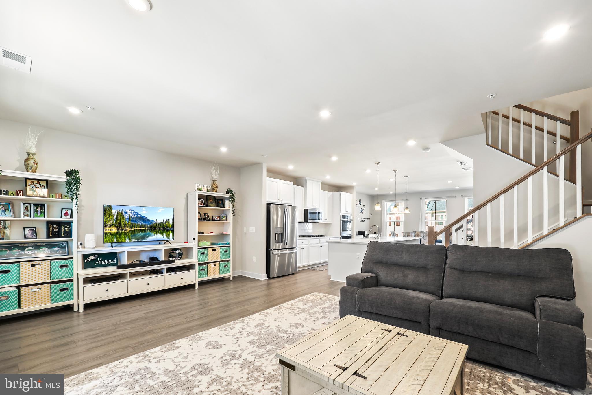 POTOMAC SHORES - Residential