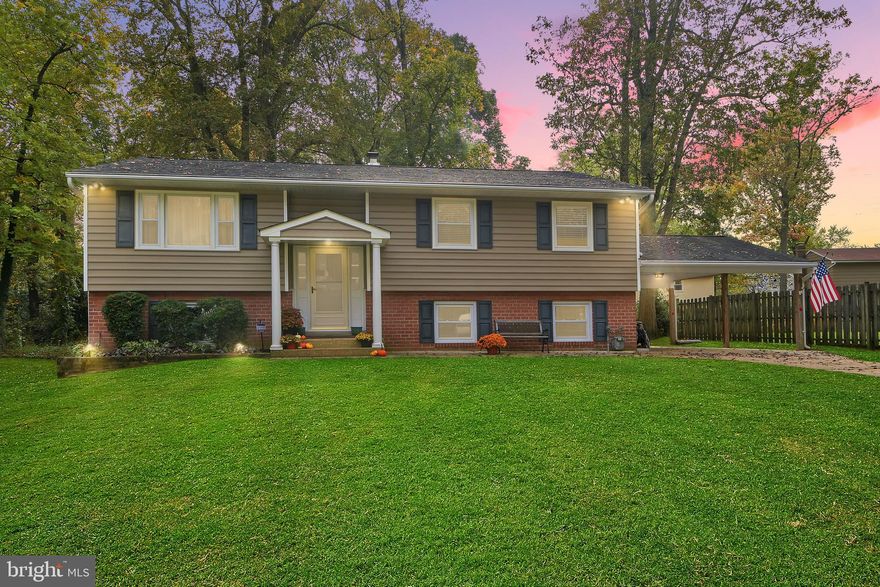 Beautiful 4 bed 3 full bath split foyer on large lot in sought after community of Campus Green in Arnold, MD. Recently updated kitchen with granite countertops, new appliances and recessed lighting highlight the upper level. Large master bedroom and completely renovated master bathroom. Two additional bedrooms and full bath complete the upper level. Spacious lower level consists of very large 4th bedroom with recessed lighting, custom built in shelving, cedar closet and additional second closet. Additional full bath, open family room and large storage/utility space complete the lower level. Large deck overlooking wooded backyard is half screened in. Lower level concrete patio provides additional entertainment space.