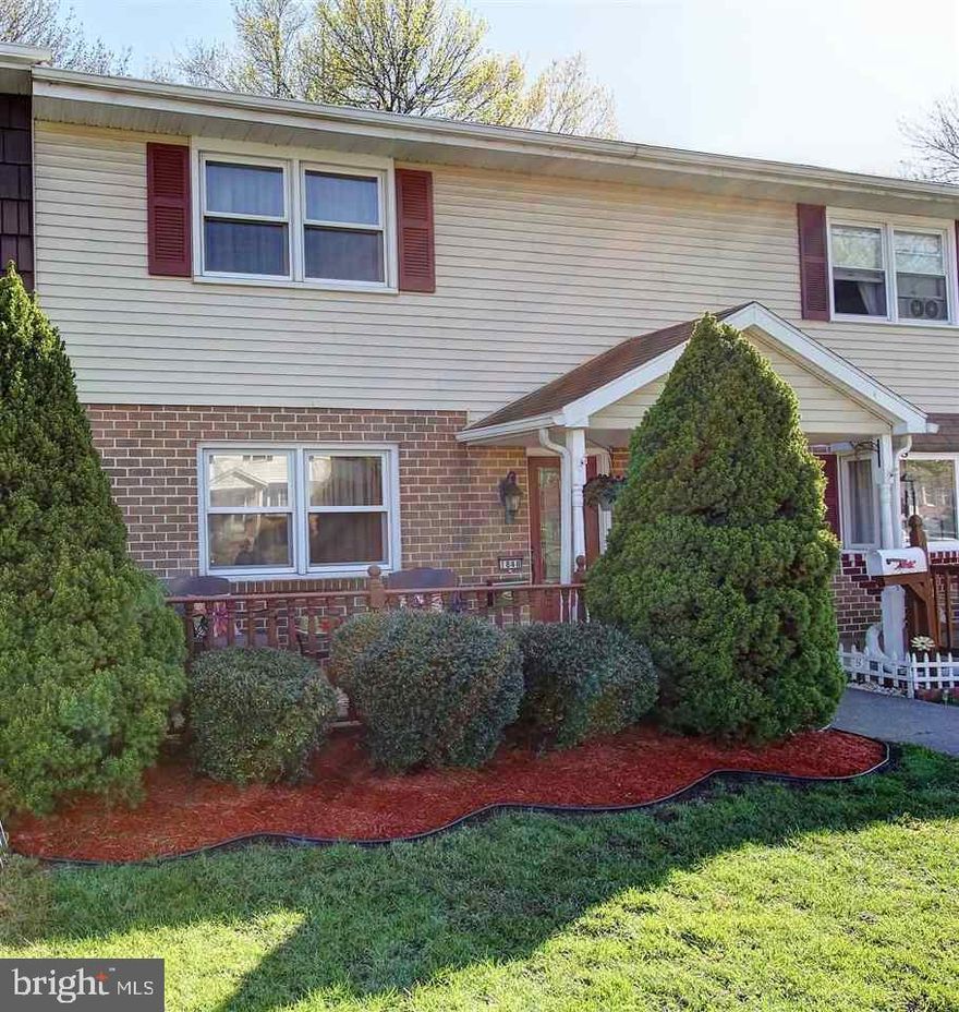 This 3 bedroom, 2.5 bath townhome has everything you could want. Pride of ownership is extremely evident. Beautiful lakeside view from large deck. Gorgeous wood laminate floors throughout entire first floor w/crown molding. Large kitchen offers Corian countertops, tile backsplash, & views of lake from kitchen sink window. Upstairs has 3 bdrms & completely remodeled main bath w/tile floors & walls, newer vanity & tub. Lower level w/family room, 4th bdrm & full bath. Newer HVAC. Large shed & fenced in yard.