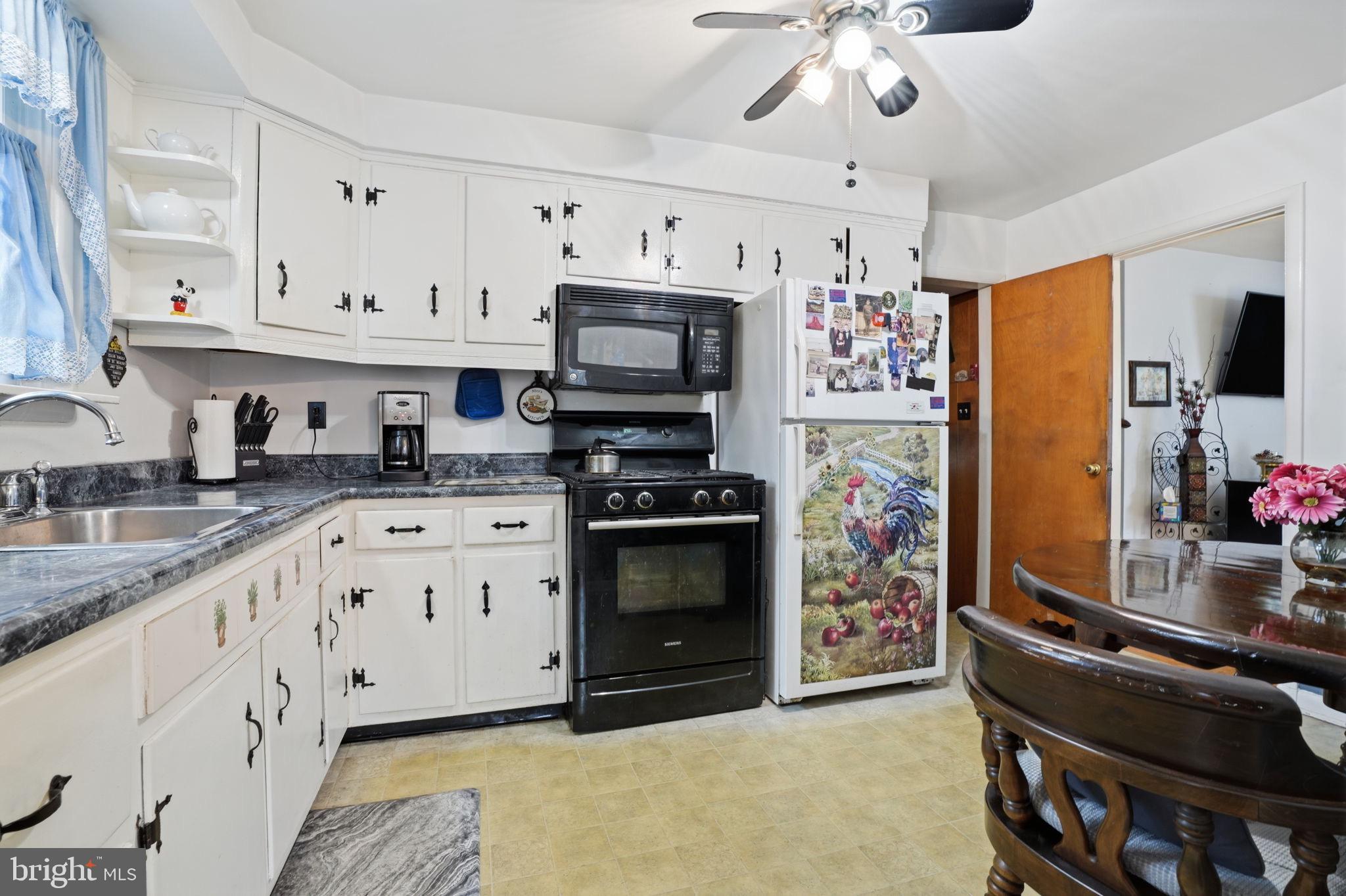 ROSE TREE WOODS - Residential