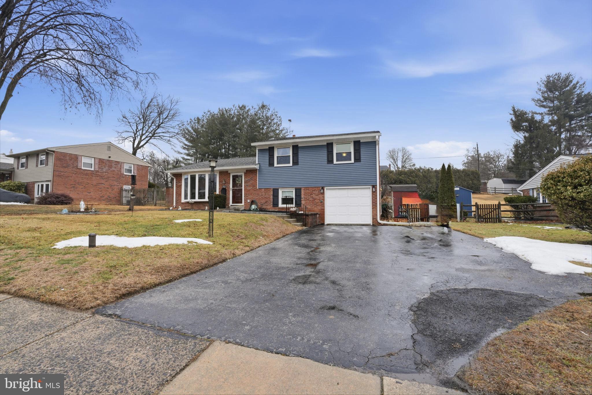 ROSE TREE WOODS - Residential