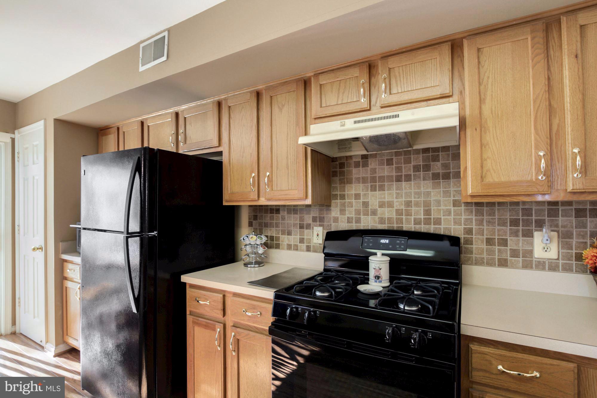 WOODVIEW VILLAGE WEST - Residential