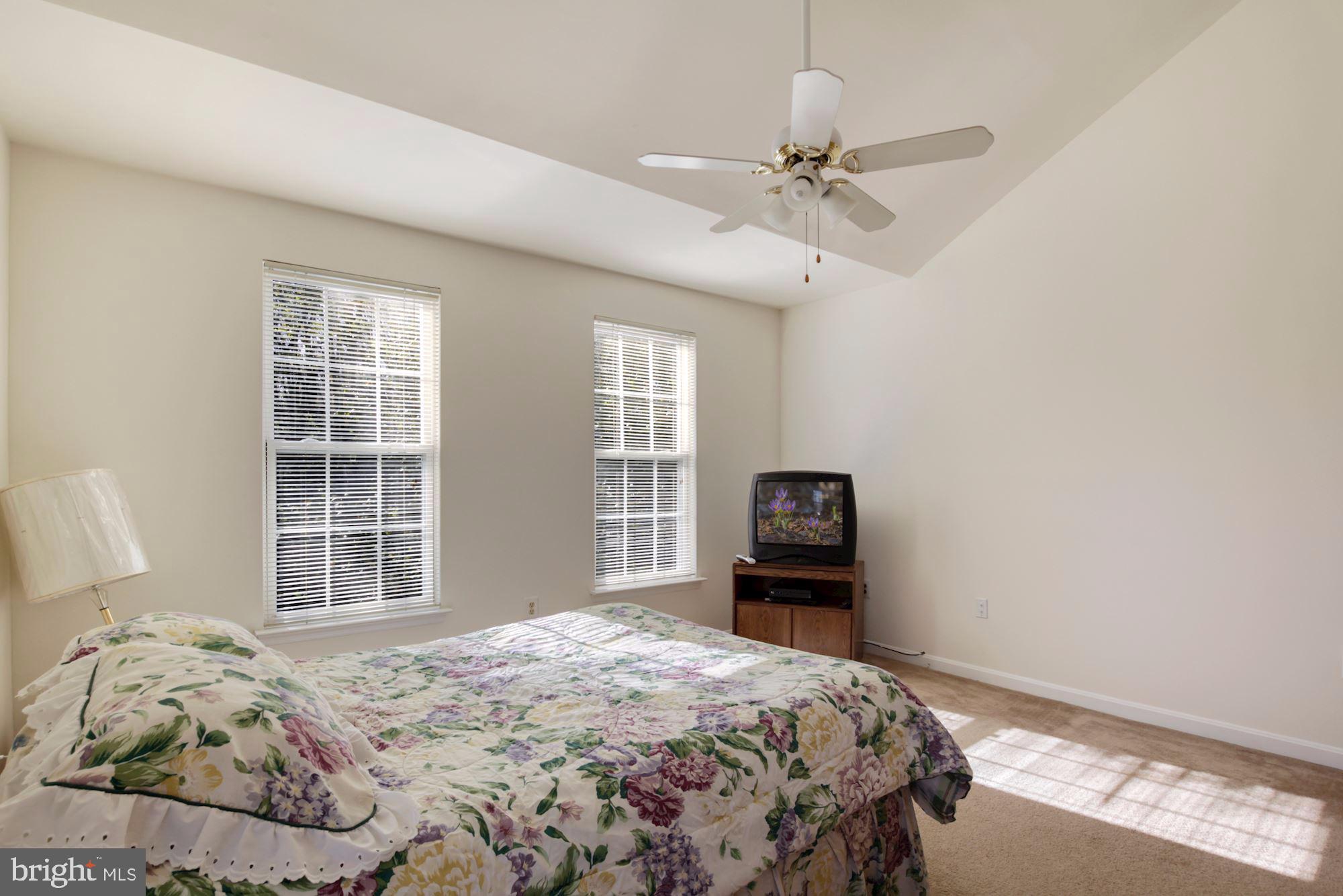 WOODVIEW VILLAGE WEST - Residential