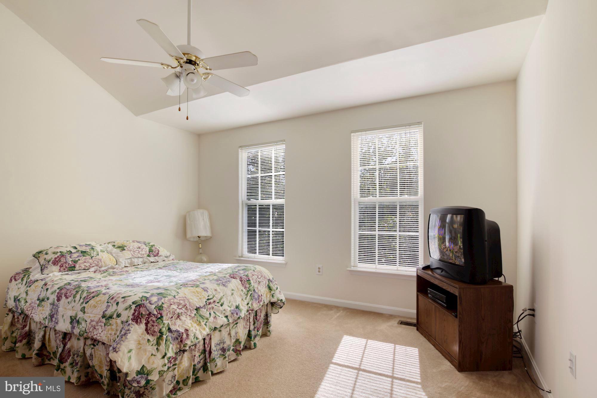 WOODVIEW VILLAGE WEST - Residential