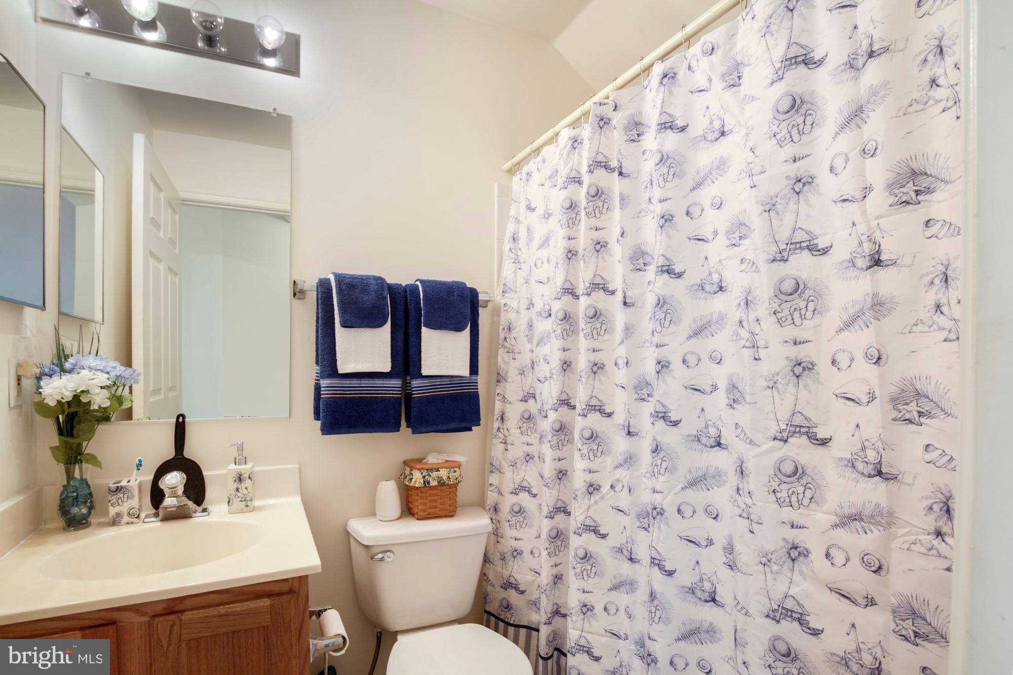 WOODVIEW VILLAGE WEST - Residential