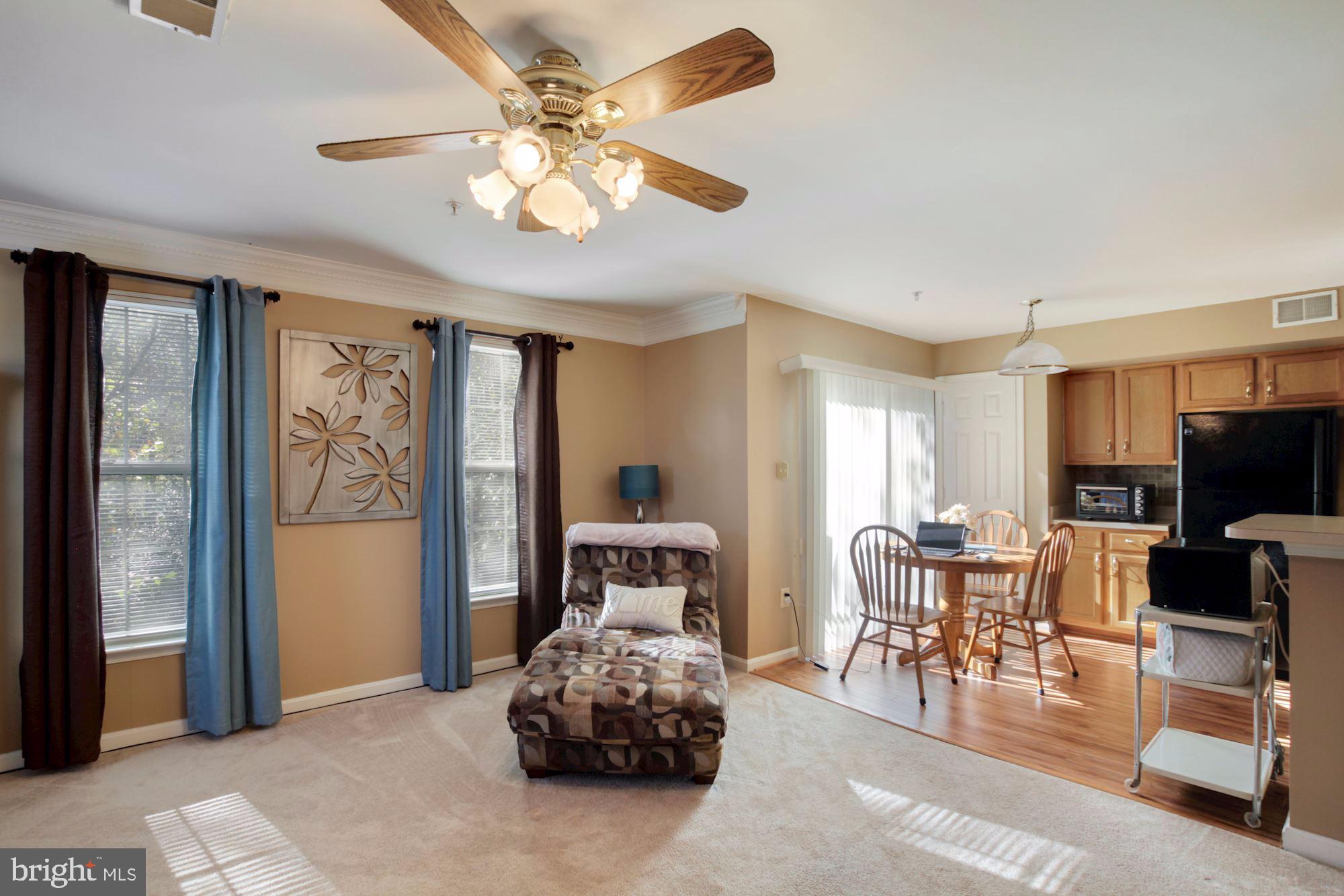 WOODVIEW VILLAGE WEST - Residential