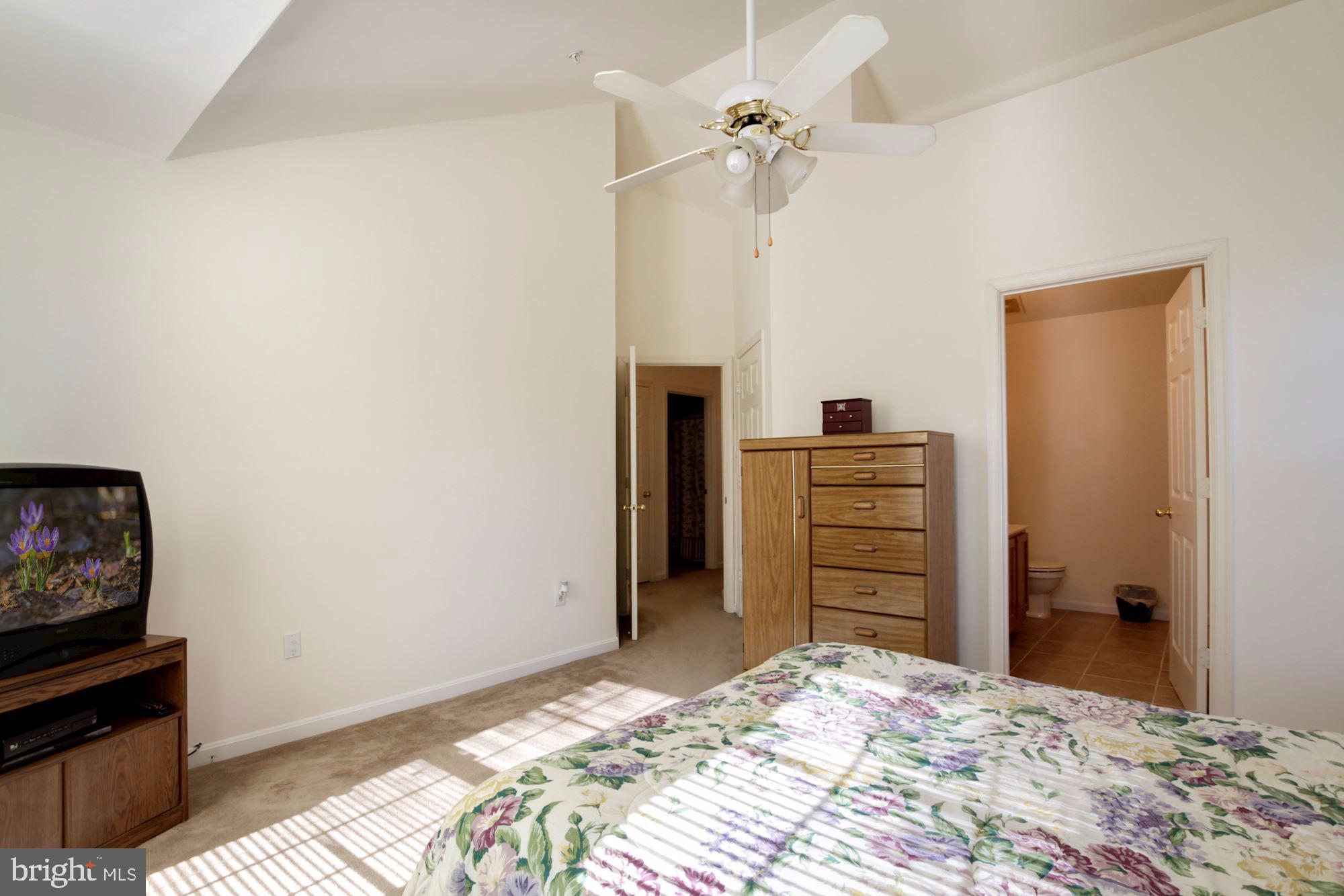 WOODVIEW VILLAGE WEST - Residential