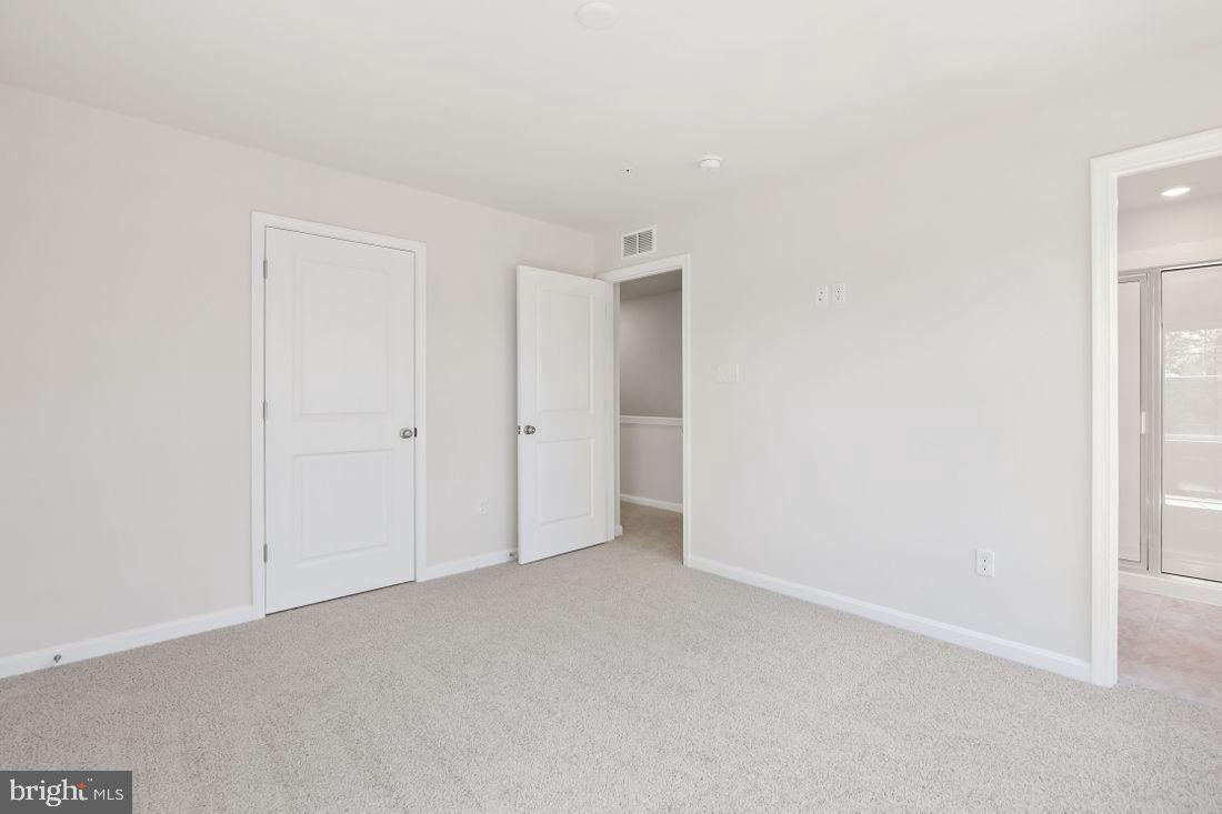 WOODMORE OVERLOOK - Residential