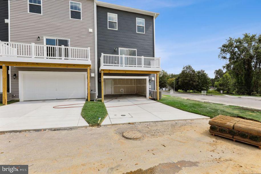 WOODMORE OVERLOOK - Residential