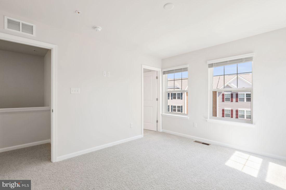 WOODMORE OVERLOOK - Residential