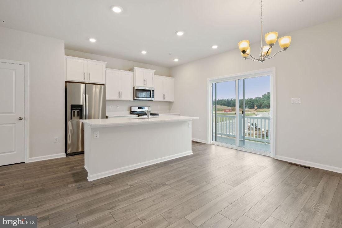 WOODMORE OVERLOOK - Residential