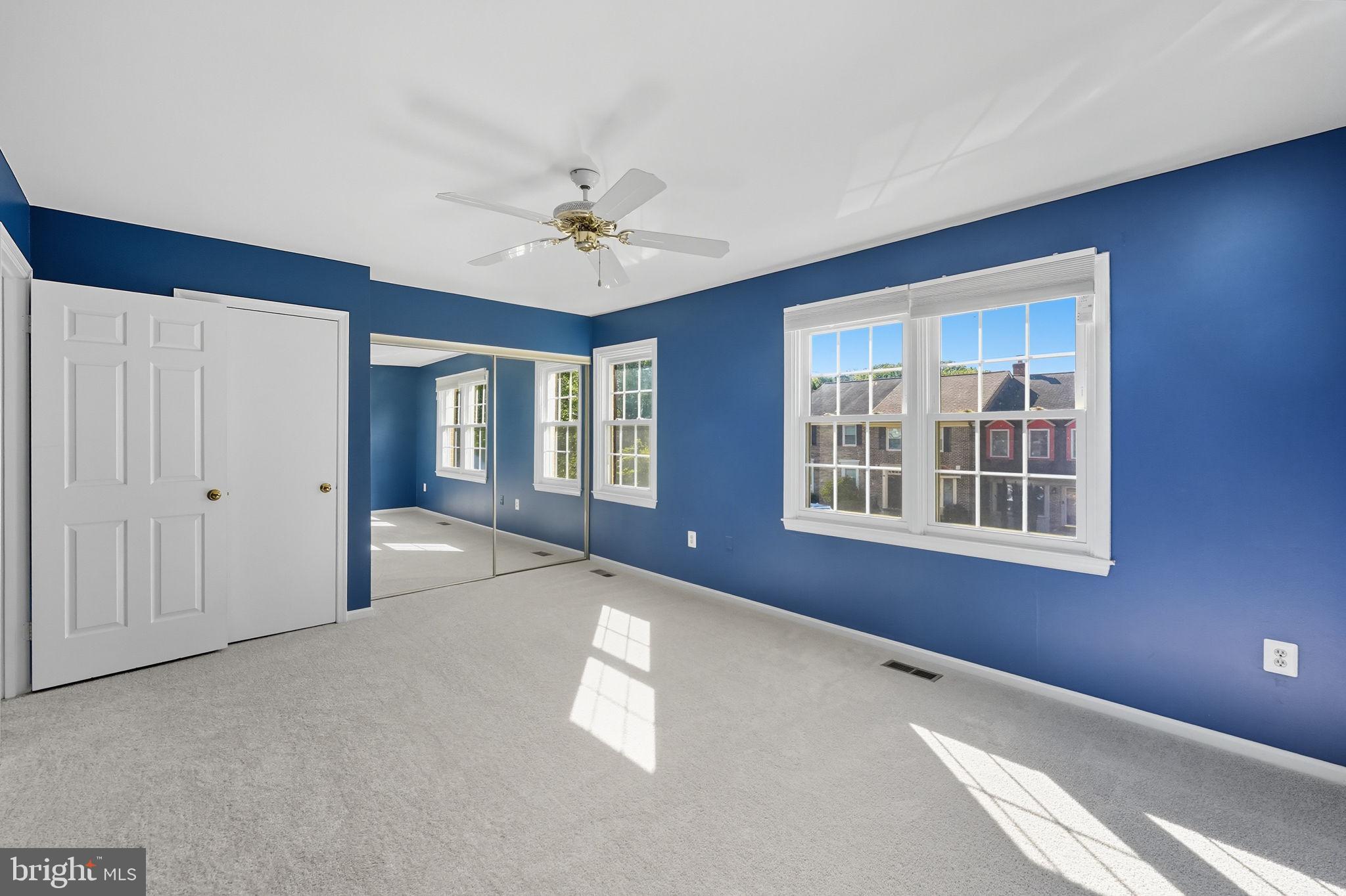 BRISTOL SQUARE - Residential Lease