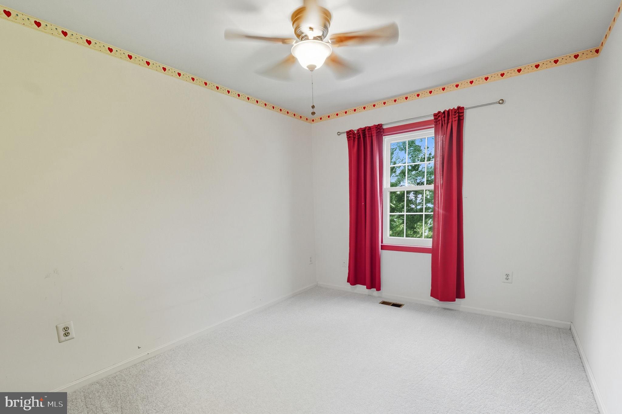 BRISTOL SQUARE - Residential Lease