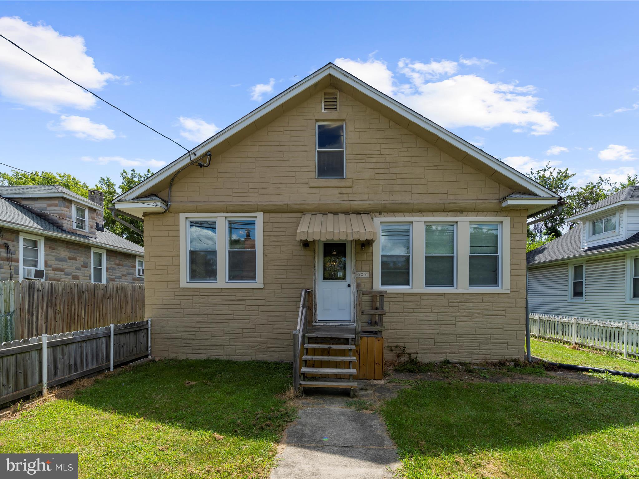 ROLAND TERRACE - Residential