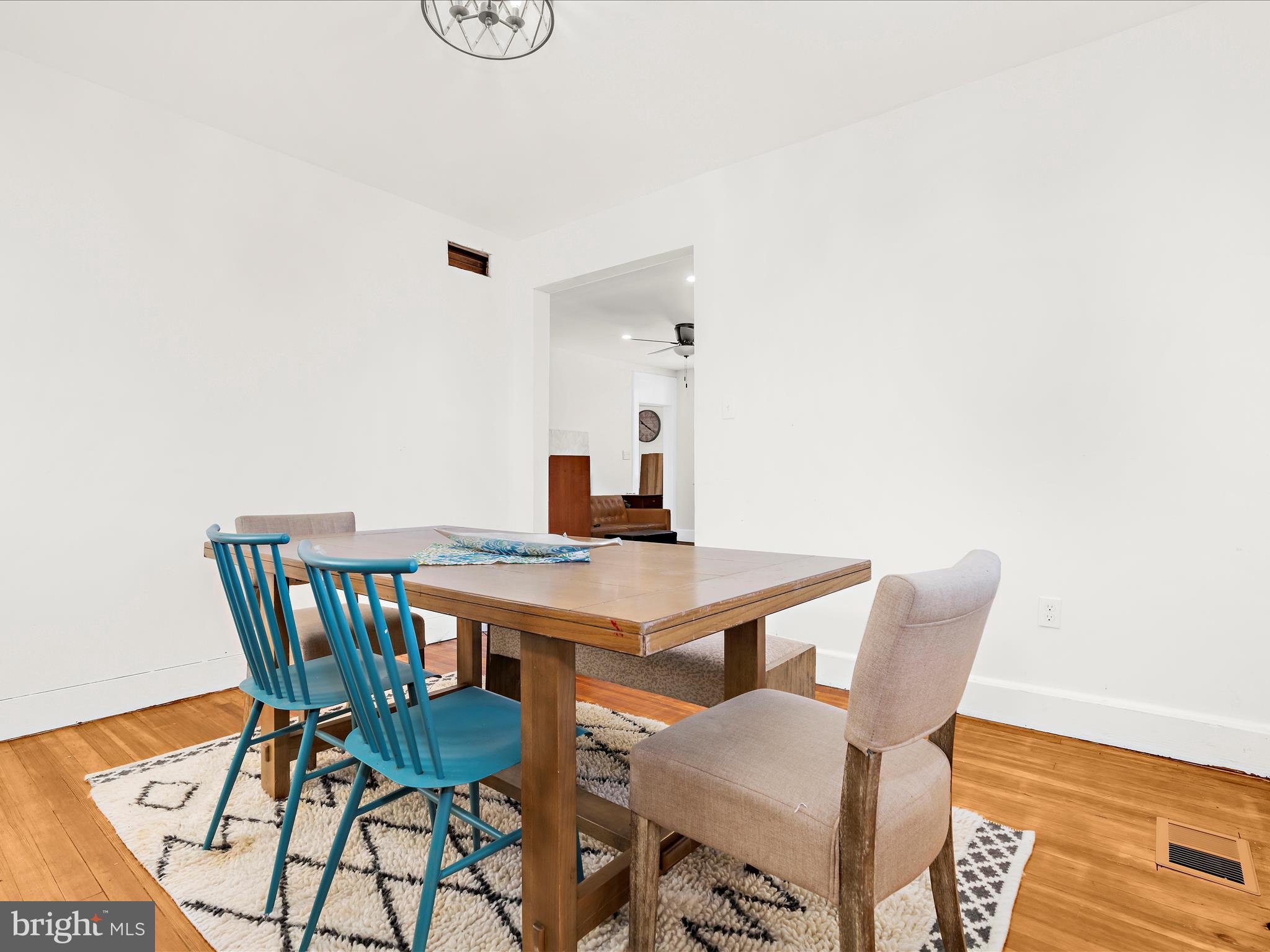 ROLAND TERRACE - Residential