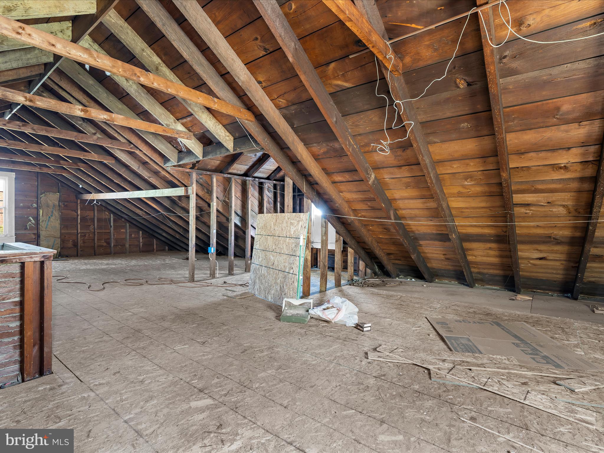 ROLAND TERRACE - Residential