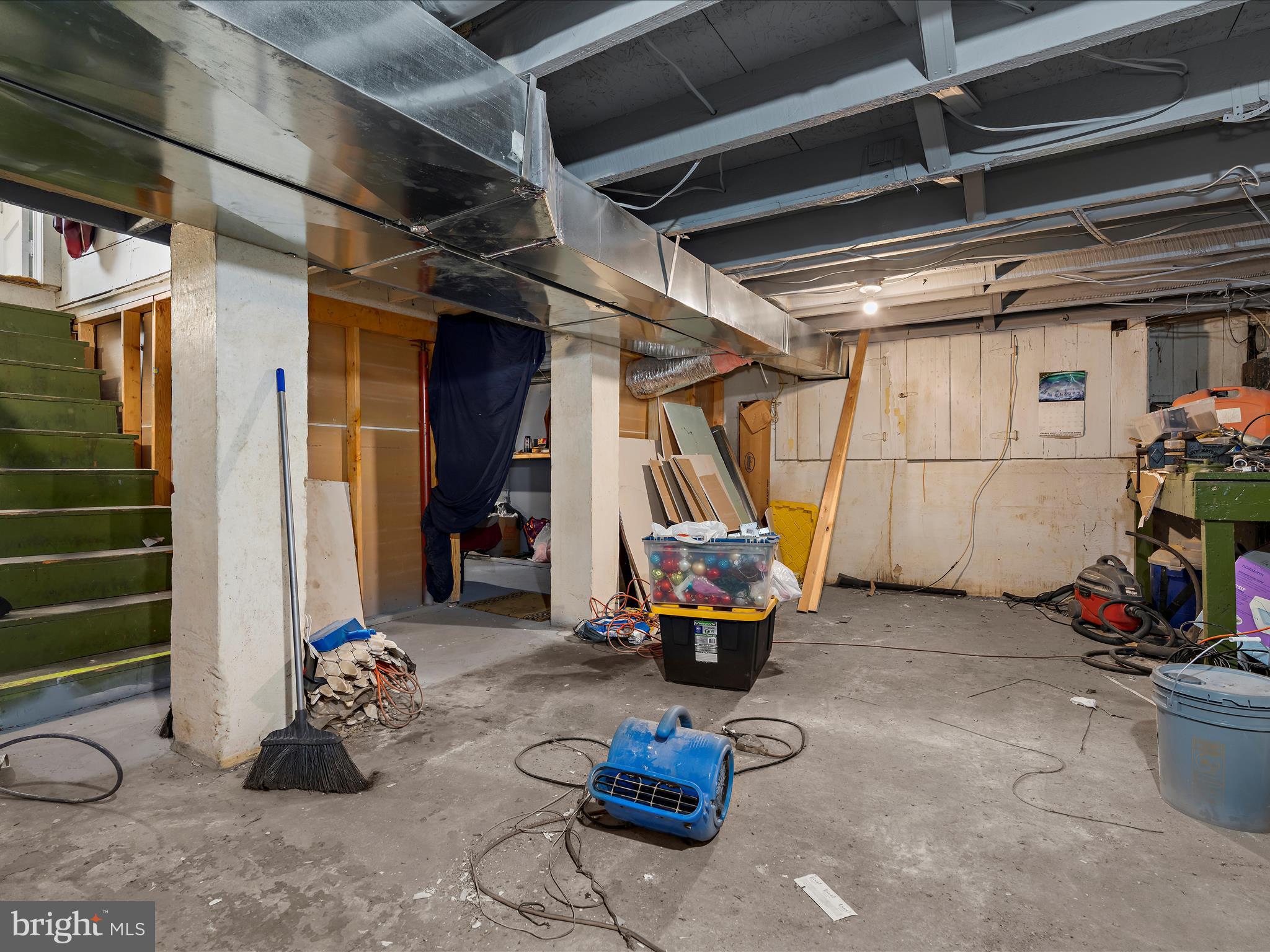 ROLAND TERRACE - Residential