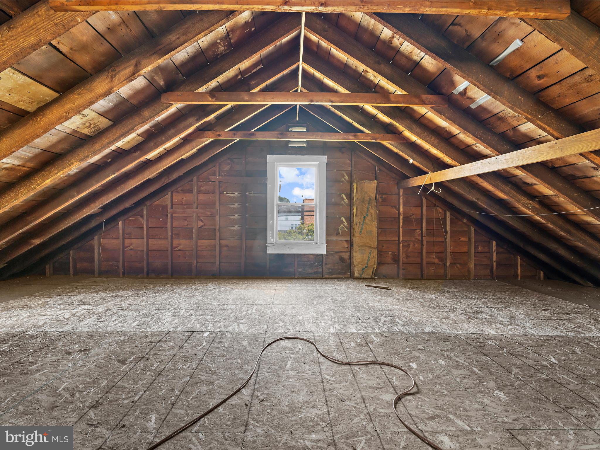 ROLAND TERRACE - Residential