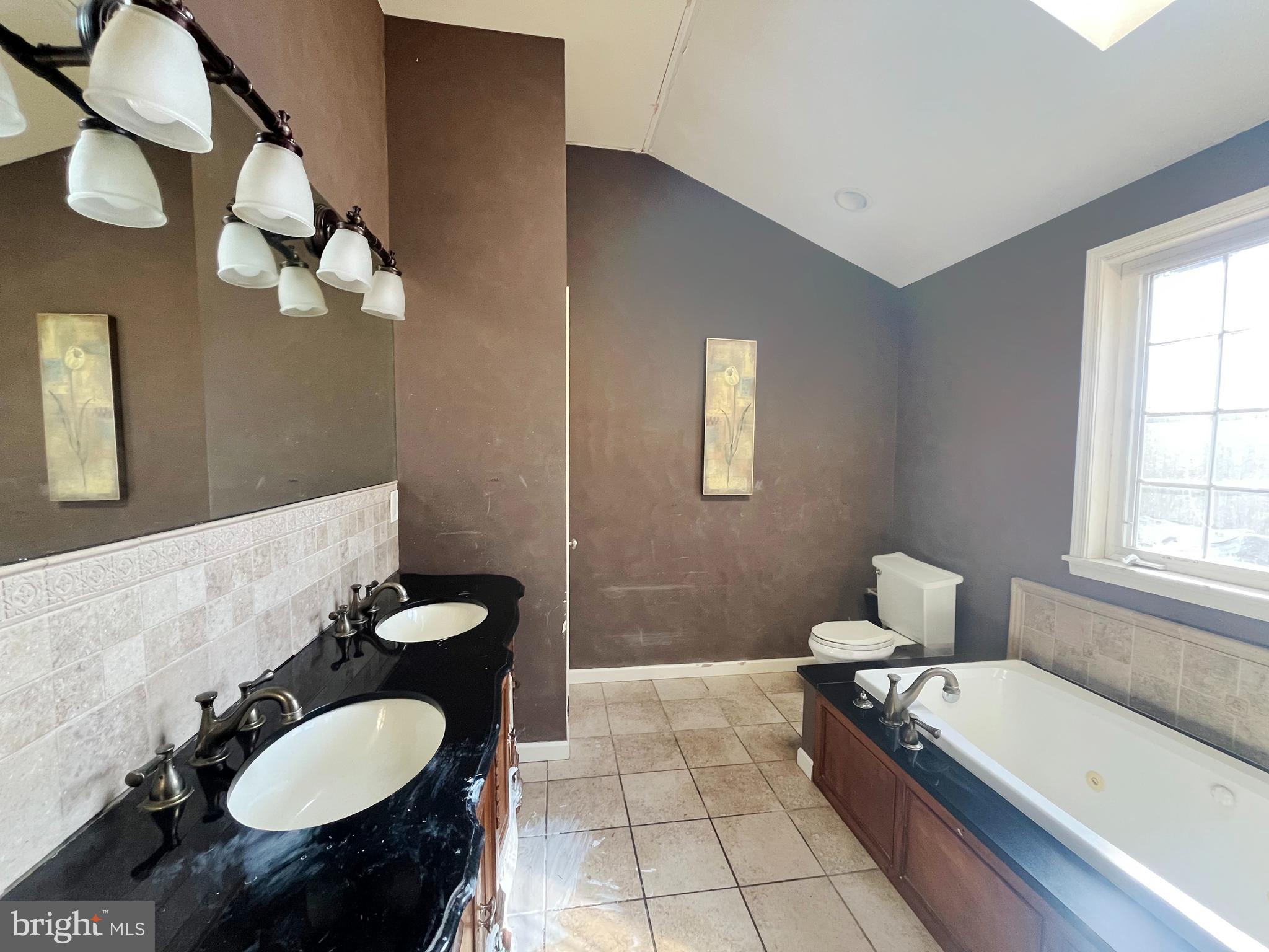 NON AVAILABLE - Residential