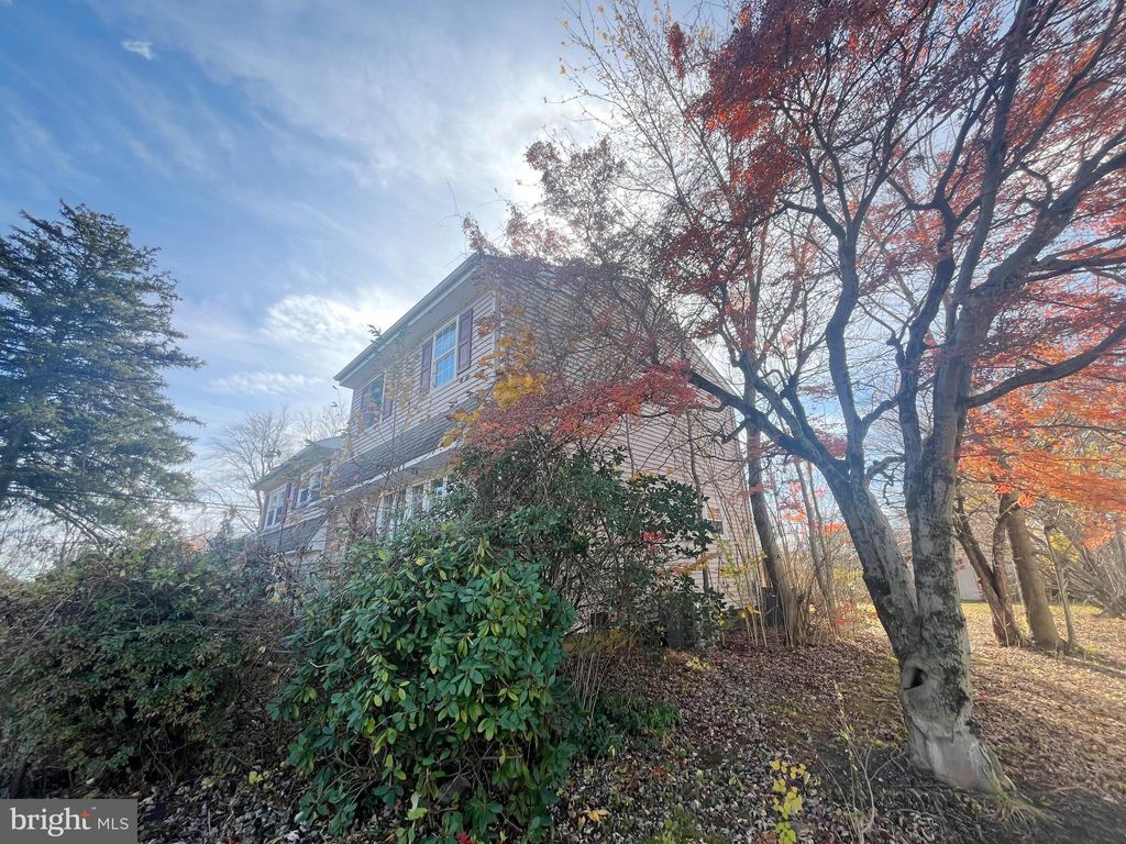 Photo of 972 Windsor Road, WARMINSTER, PA 18974 (MLS # PABU2110530)