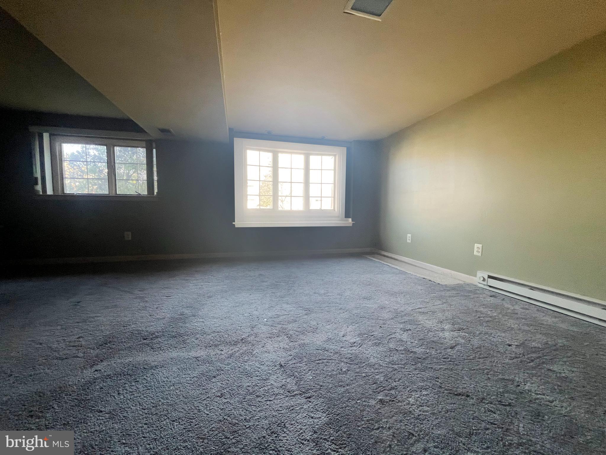 NON AVAILABLE - Residential