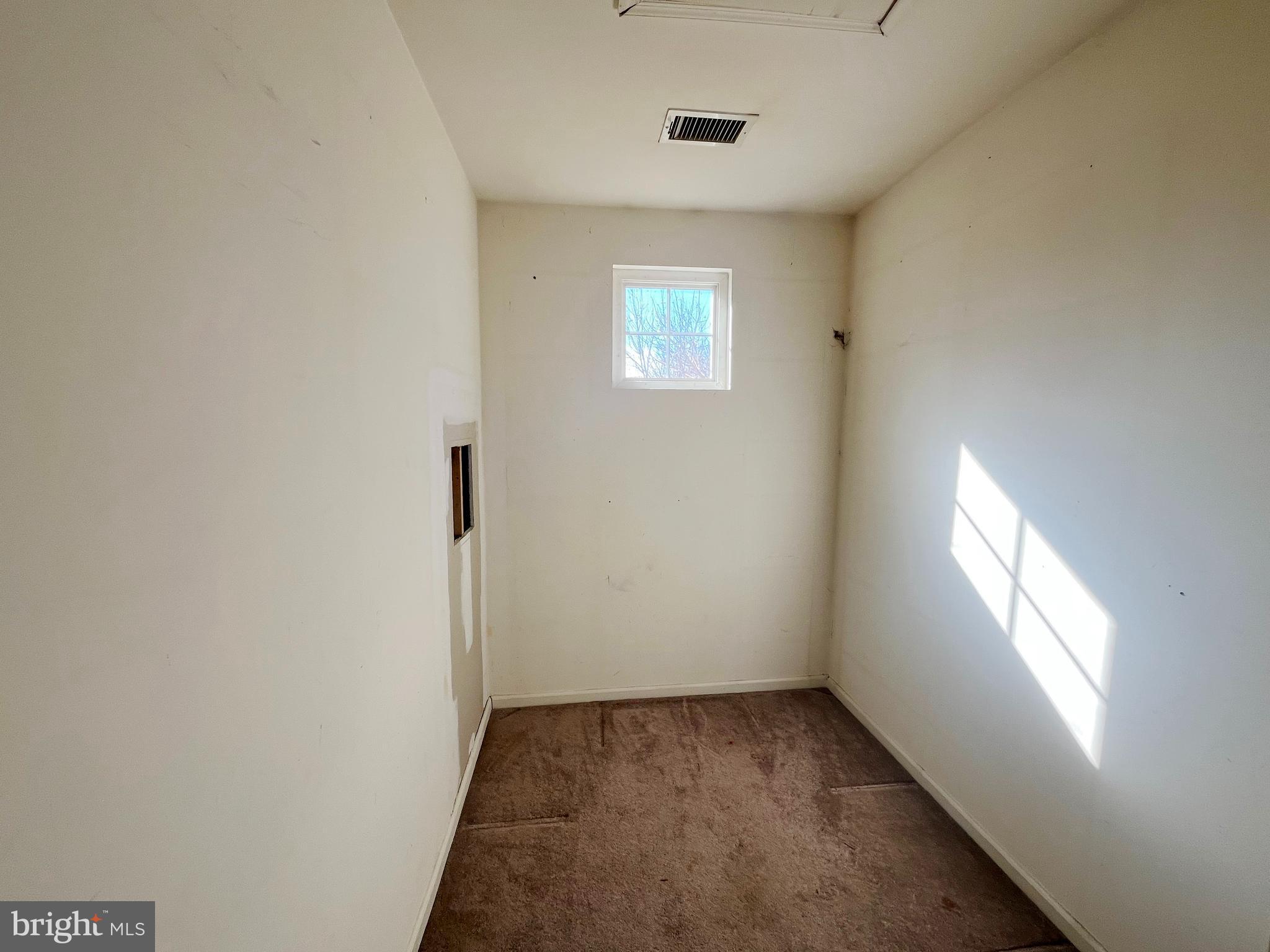 NON AVAILABLE - Residential