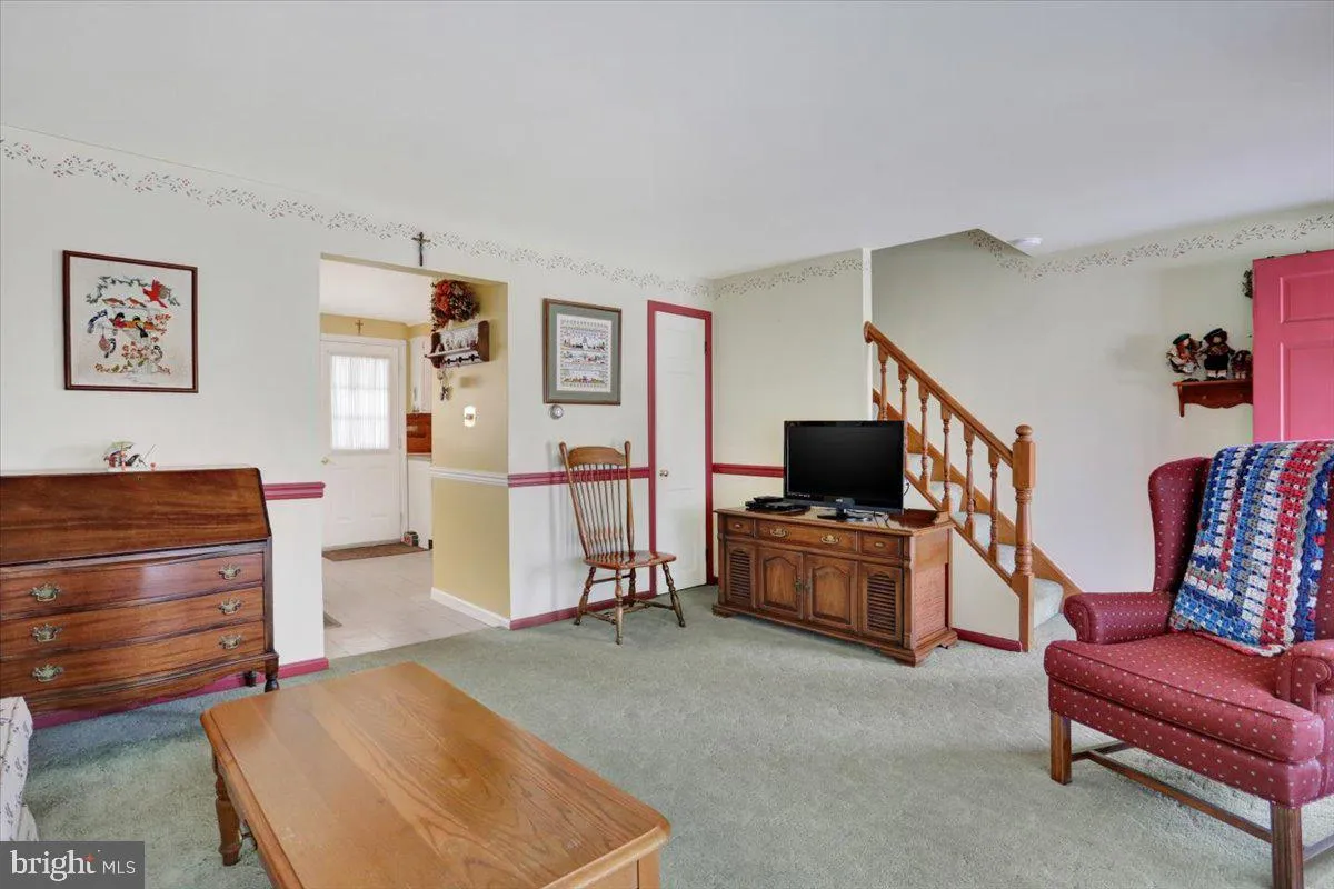 Reading, Pennsylvania 19605, United States, 3 Bedrooms Bedrooms, ,2 BathroomsBathrooms,Residential,Pending,93281