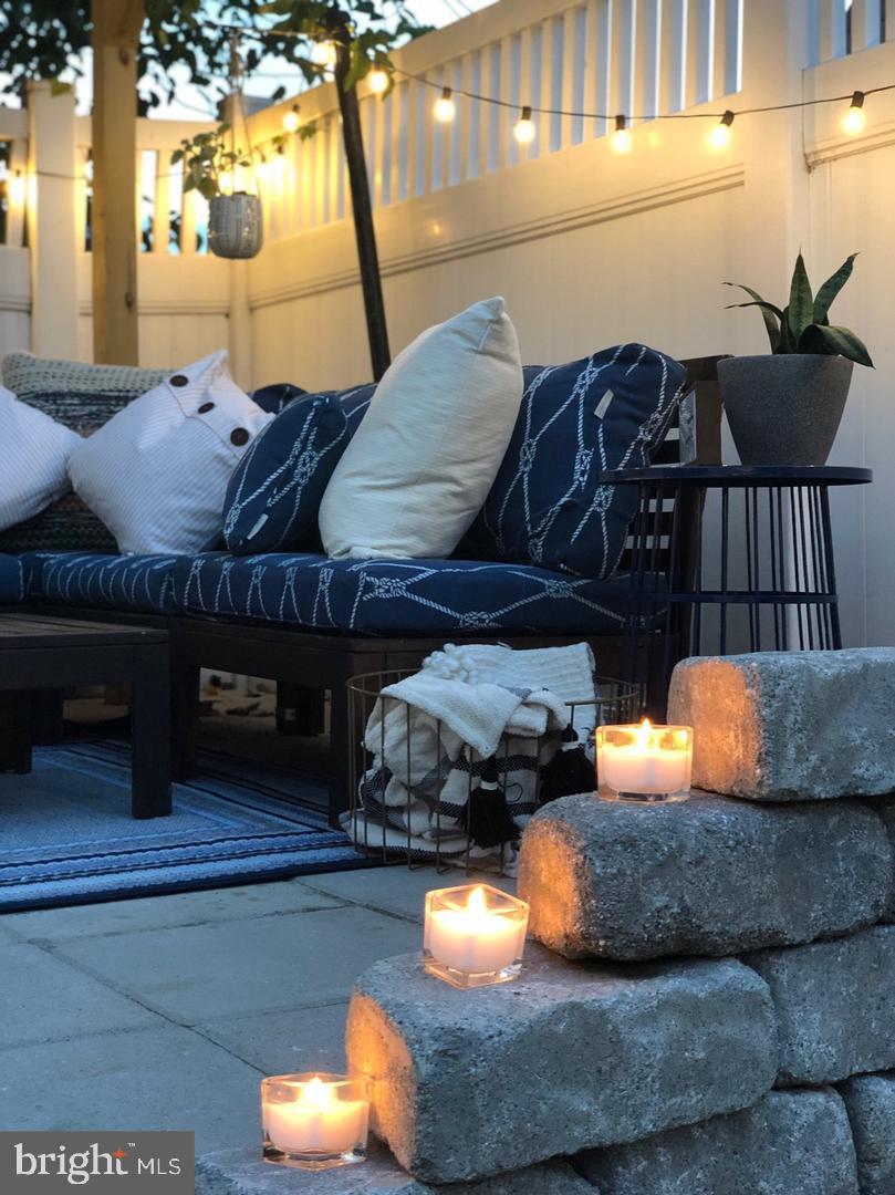 ROXBOROUGH - Residential