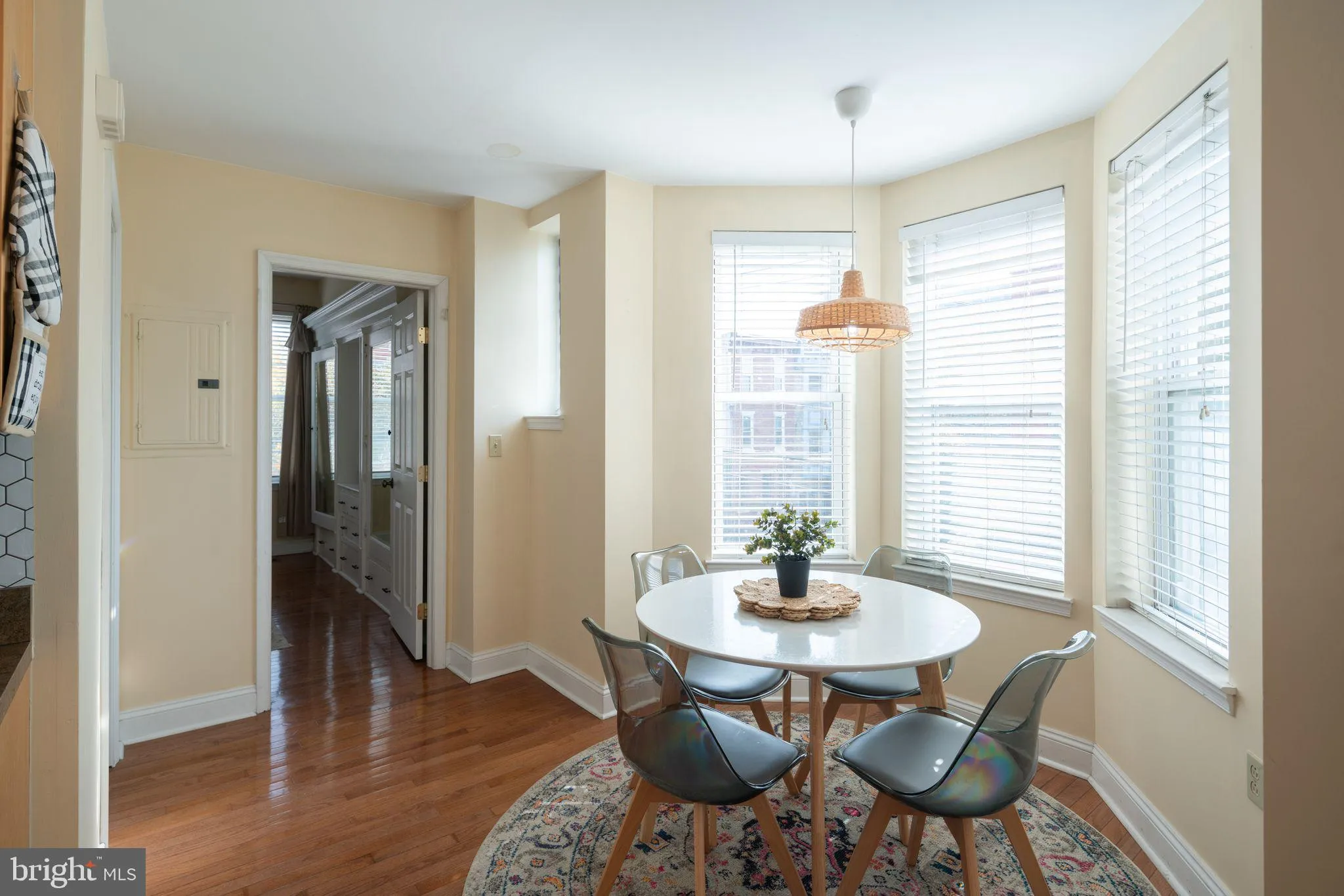 Philadelphia, Pennsylvania 19130, United States, 2 Bedrooms Bedrooms, ,1 BathroomBathrooms,Residential,Active,89849