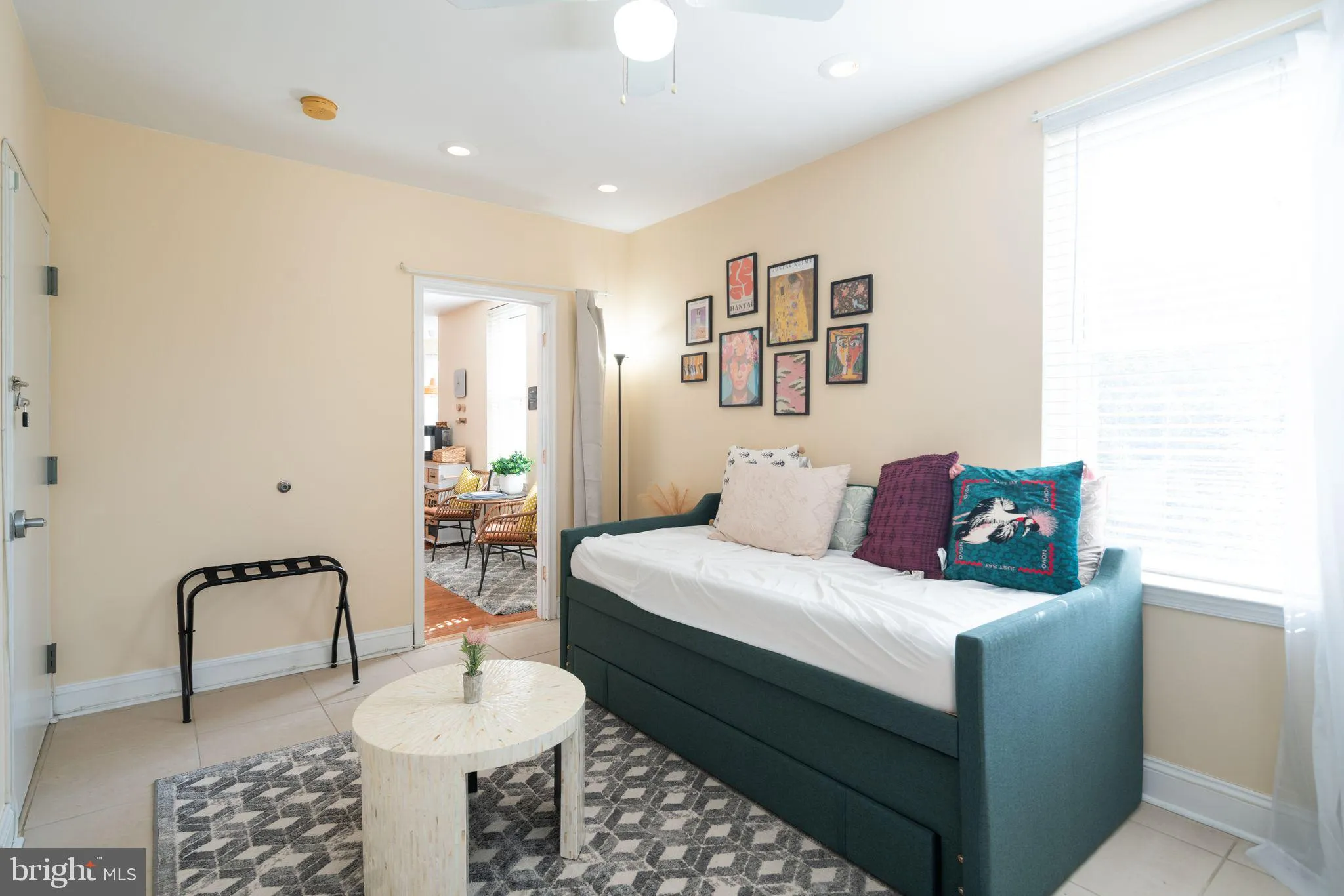 Philadelphia, Pennsylvania 19130, United States, 2 Bedrooms Bedrooms, ,1 BathroomBathrooms,Residential,Active,89849