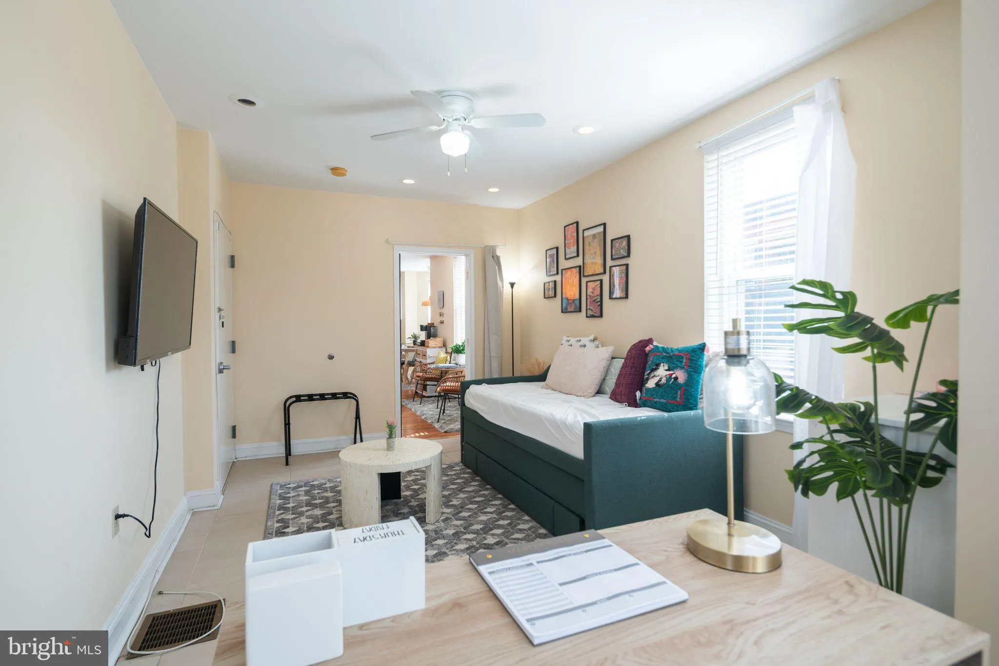 Philadelphia, Pennsylvania 19130, United States, 2 Bedrooms Bedrooms, ,1 BathroomBathrooms,Residential,Active,89849