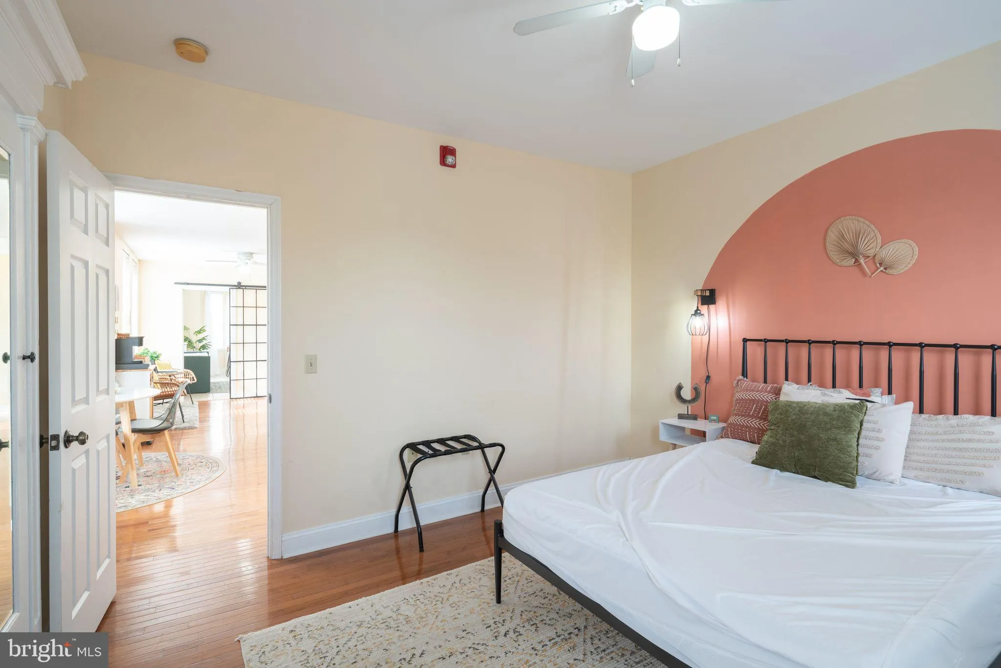 Philadelphia, Pennsylvania 19130, United States, 2 Bedrooms Bedrooms, ,1 BathroomBathrooms,Residential,Active,89849