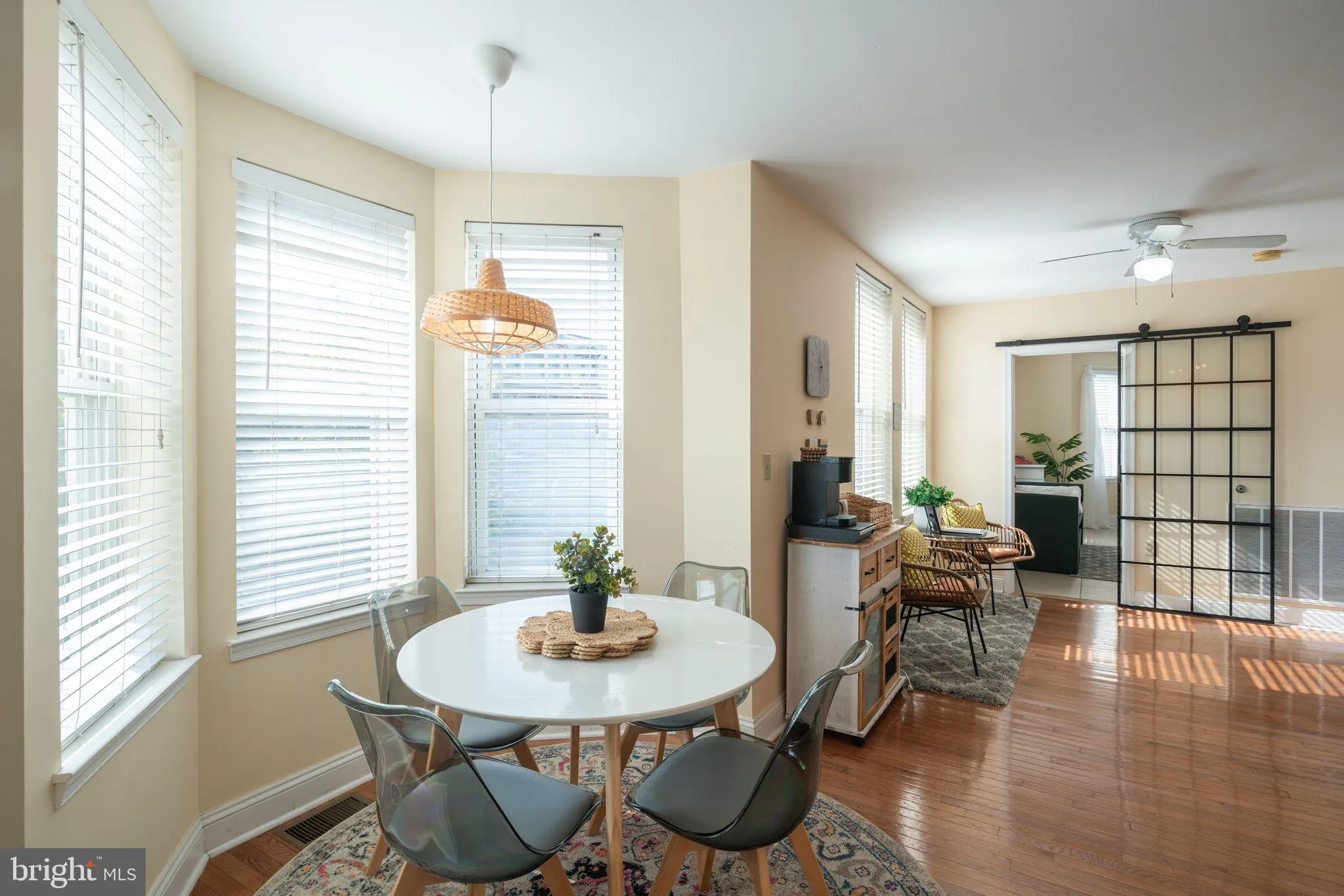 Philadelphia, Pennsylvania 19130, United States, 2 Bedrooms Bedrooms, ,1 BathroomBathrooms,Residential,Active,89849