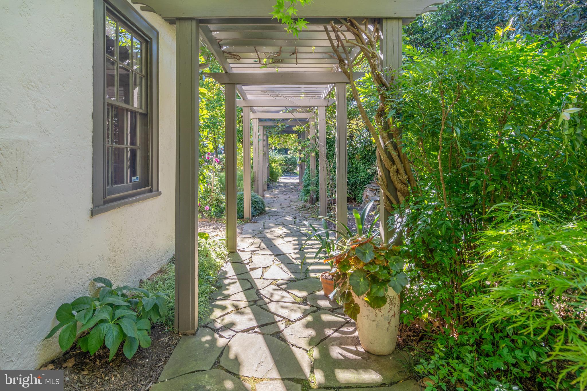 7520 MORNINGSIDE DRIVE NW