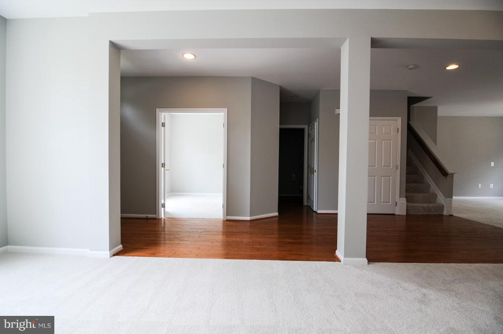 PRINCE WILLIAM TOWN CENTER - Residential