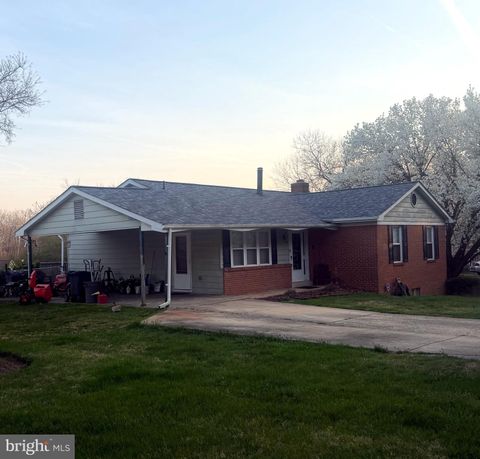 Photo of 7814 Karla Lane, FORT WASHINGTON, MD 20744 (MLS # MDPG2197408)