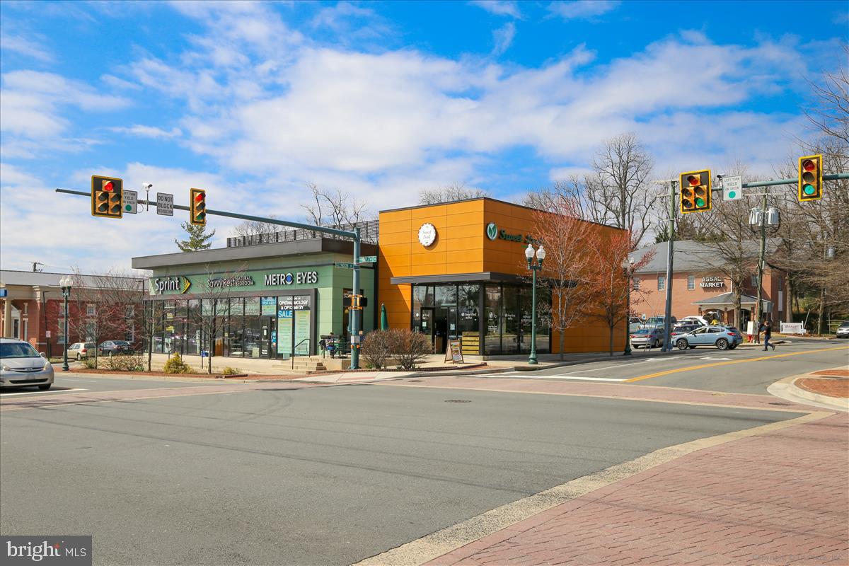 WILLIAMS HILL - Residential