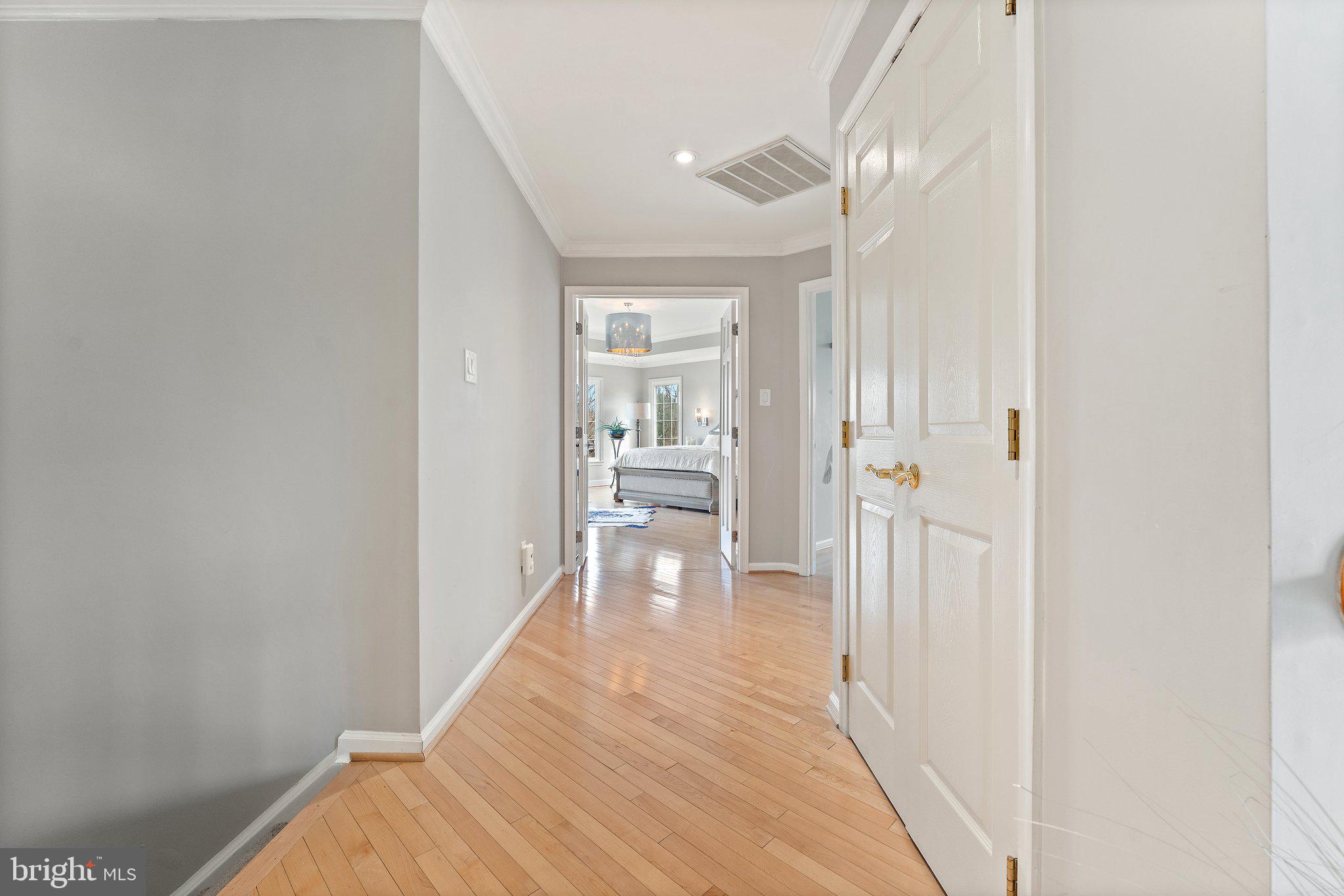 WILLIAMS HILL - Residential