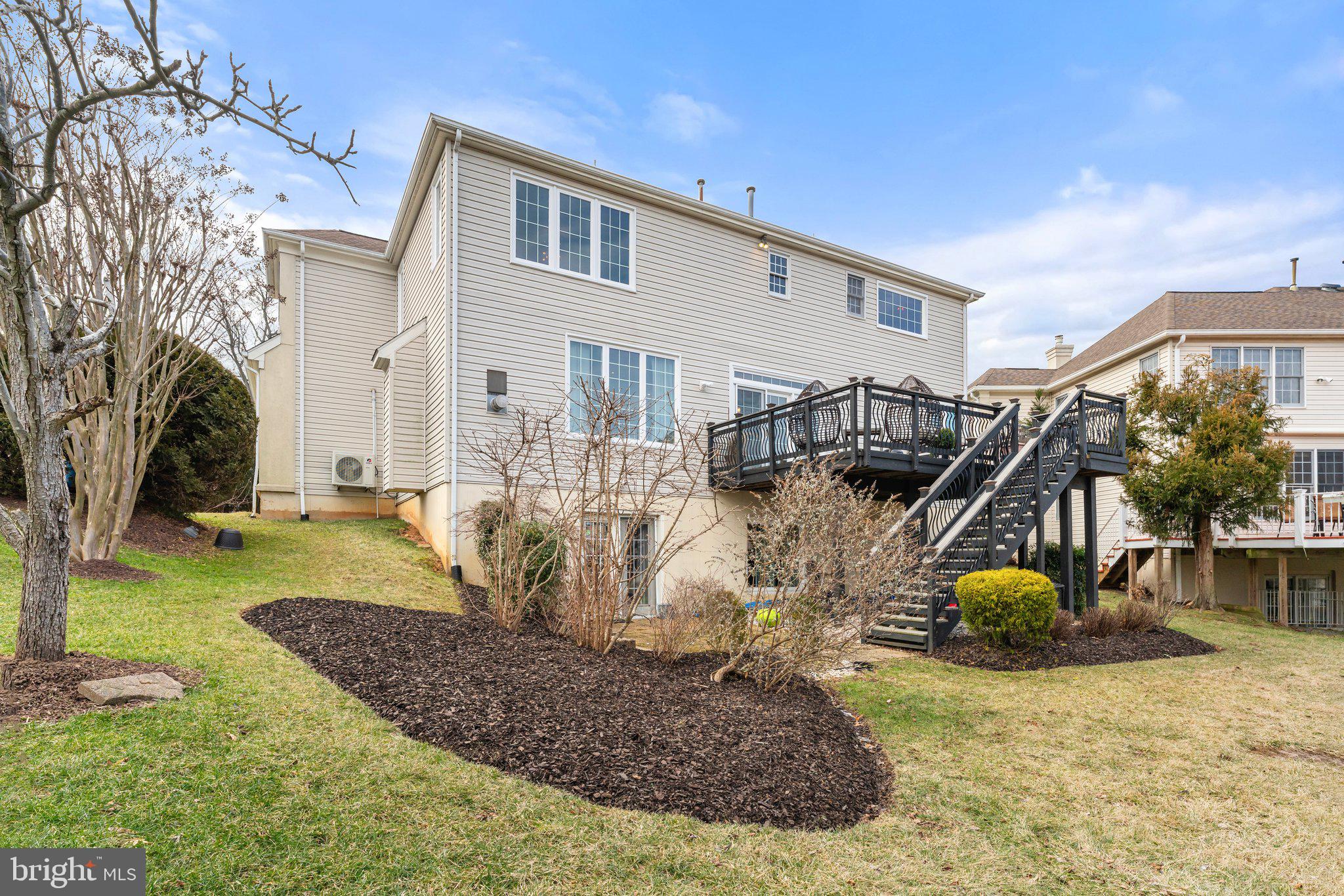 WILLIAMS HILL - Residential