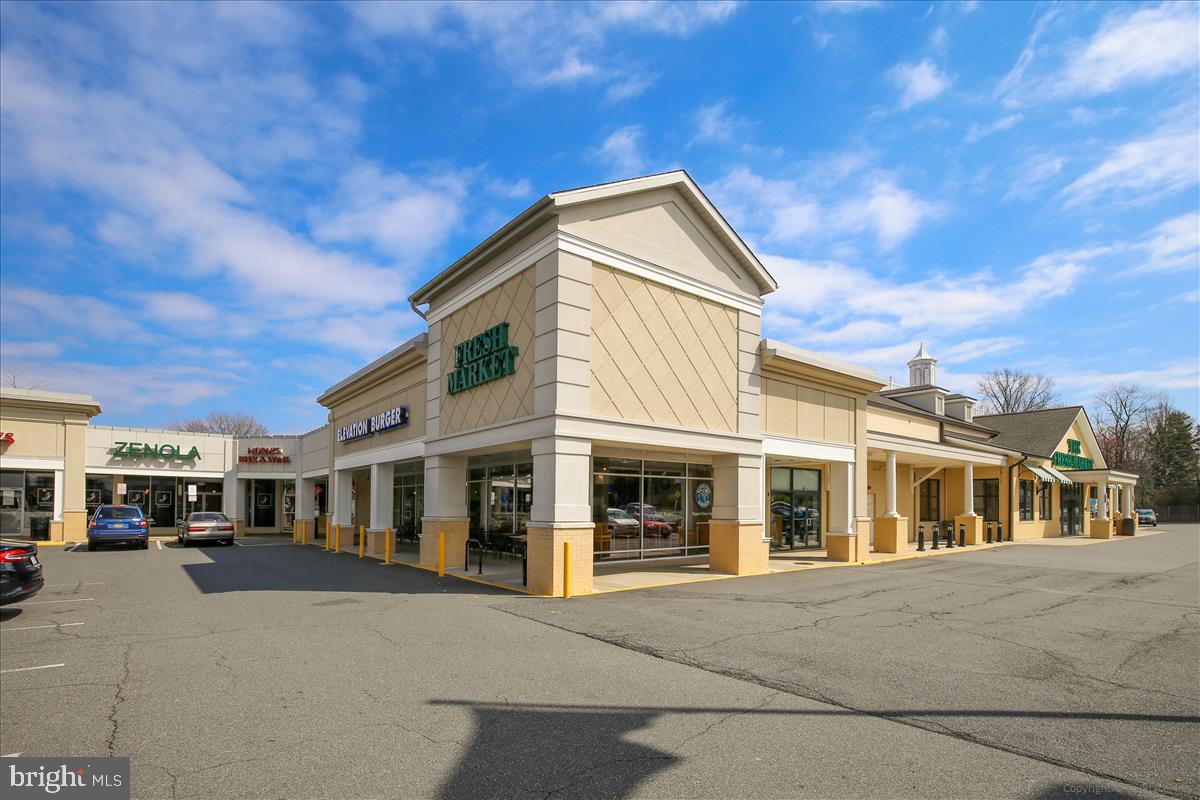 WILLIAMS HILL - Residential