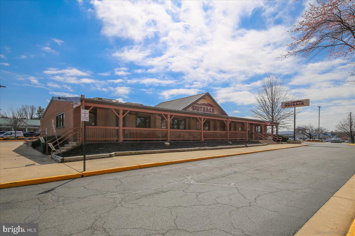 WILLIAMS HILL - Residential