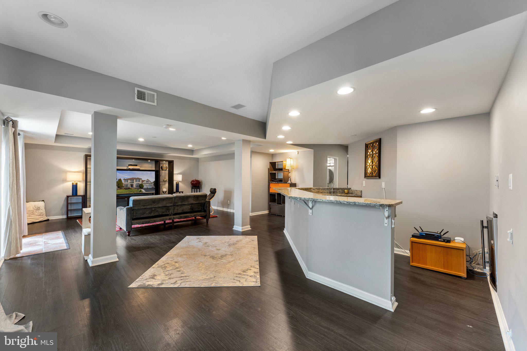 WILLIAMS HILL - Residential