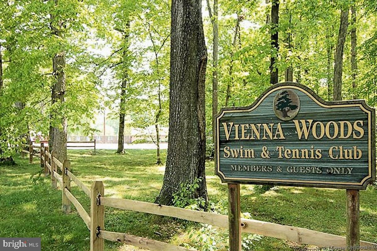 WILLIAMS HILL - Residential