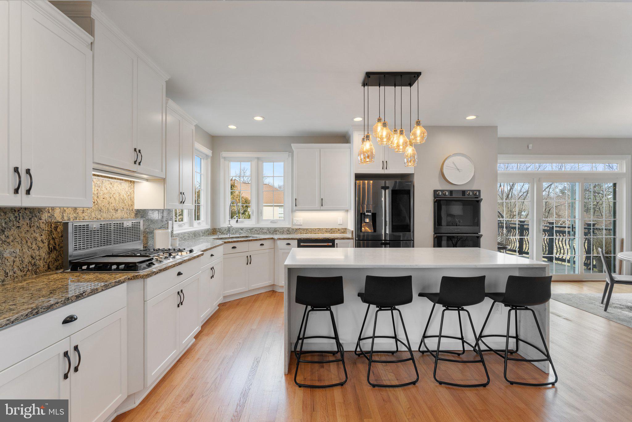 WILLIAMS HILL - Residential