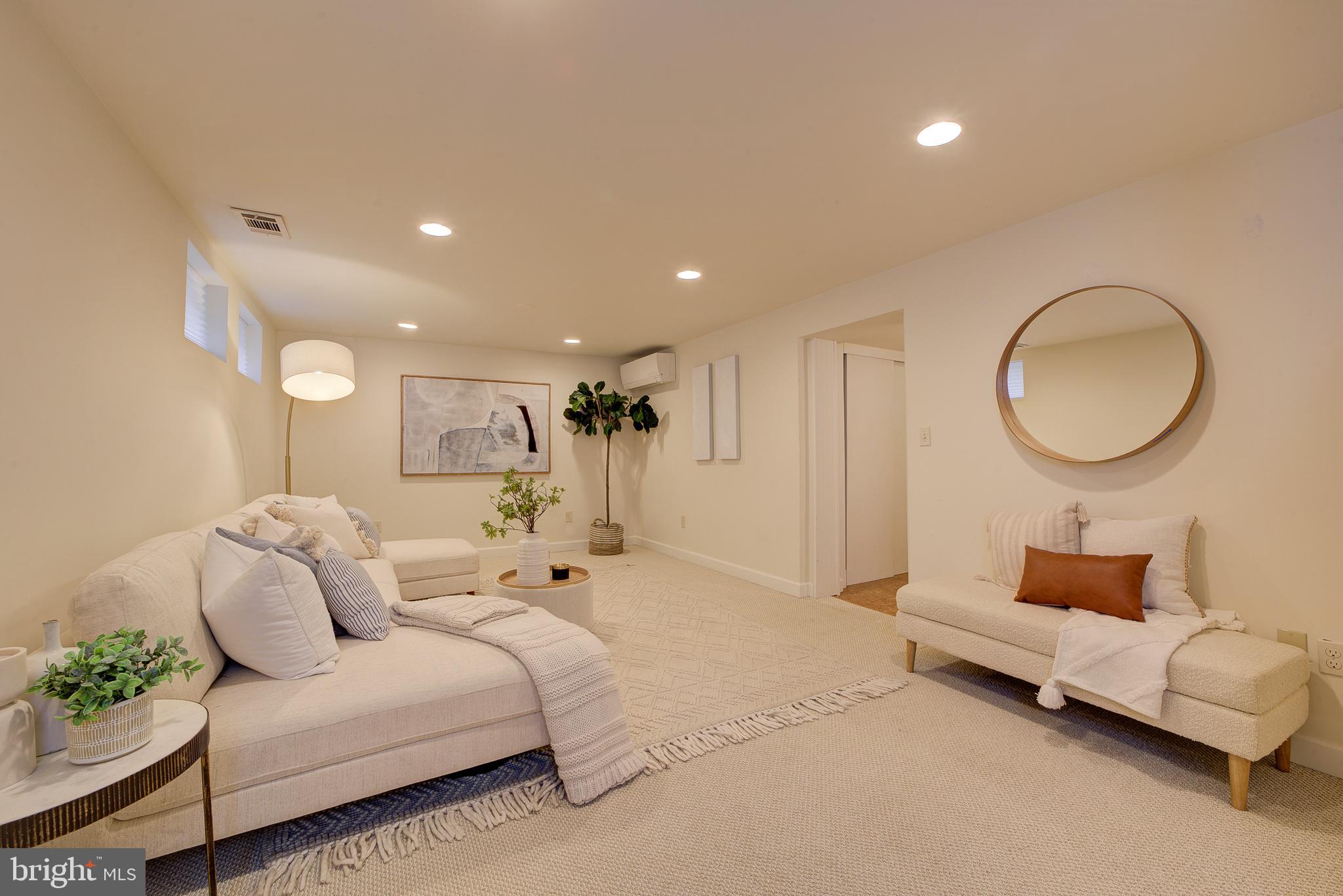 UNIVERSITY PARK - Residential